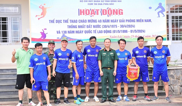 240426 Ban CHQS thành phố Long Khánh đạt thành tích cao trong hoạt động thể dục thể thao chào mừng 49 năm ngày giải phóng miền nam.jpg
