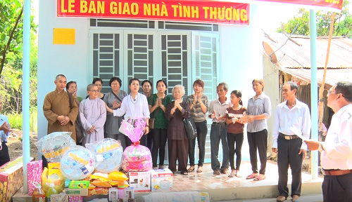 (30-6) Trao nhà tình thương tại xã Bảo Vinh -Thị xã Long Khánh.png