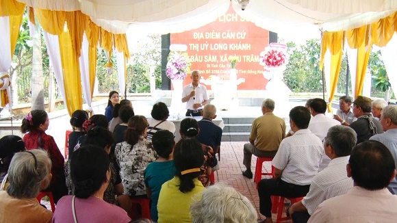 1A. Họp mặt cựu ban liên lạc 1.jpg