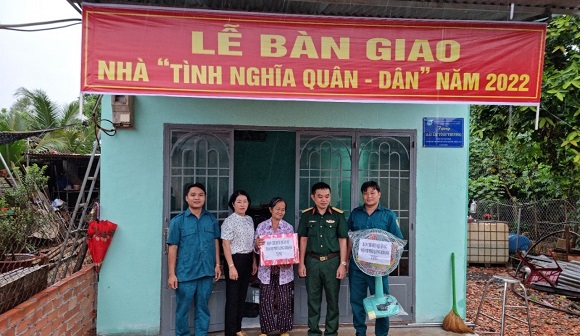 230803 NGƯỜI BÍ THƯ CHI BỘ, CÁN BỘ CHÍNH TRỊ GƯƠNG MẪU 3.jpg