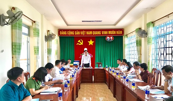 230811 BAN CHI DAO PCTT-TKCN TINH DONG NAI LAM VIEC TAI TP LONG KHANH 1.jpg