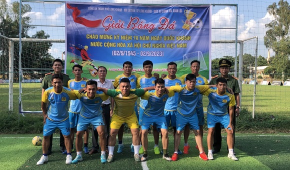 230825 Giao lưu bóng đá chào mừng kỷ niệm 78 năm Quốc khánh 2-9.jpg