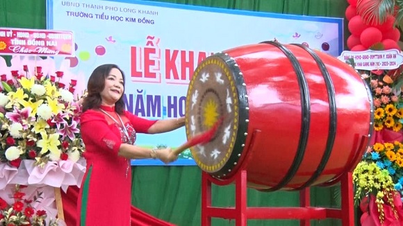 230905 TRUONG TH KIM DONG KHAI GIANG NAM HOC MOI 3.jpg