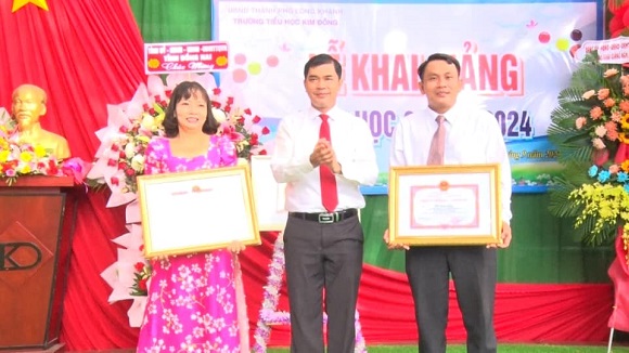 230905 TRUONG TH KIM DONG KHAI GIANG NAM HOC MOI 4.jpg