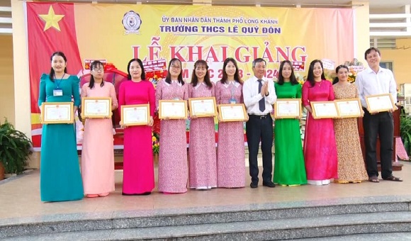 230905 TRUONG THCS LE QUY DON KHAI GIANG NAM HOC MOI 2023-2024 5.jpg