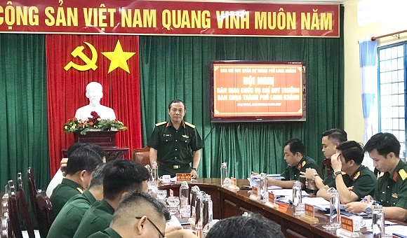 230906 Trung tá Trần Trung Kiên giữ chức Chỉ huy trưởng Ban Chỉ huy quân sự TP.Long Khánh 1.jpg