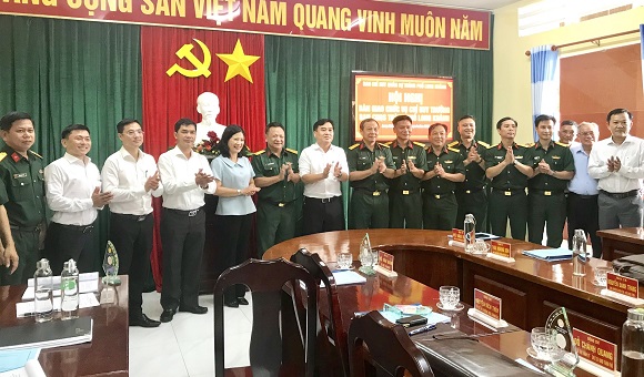 230906 Trung tá Trần Trung Kiên giữ chức Chỉ huy trưởng Ban Chỉ huy quân sự TP.Long Khánh 3.jpg