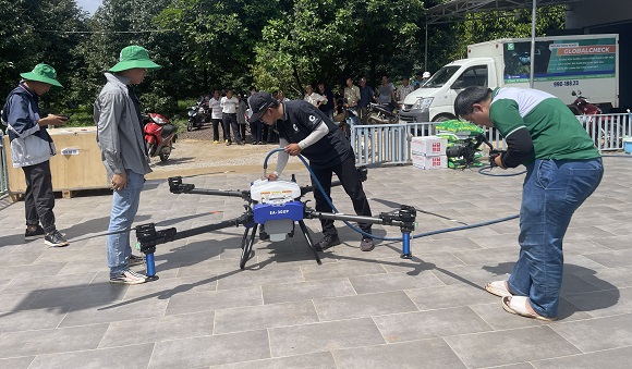 230922 Hội thảo trình diễn các loại công nghệ phục vụ sản xuất nông nghiệp 3.jpg