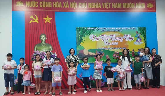 230922 Trung tâm Văn hóa, Thông tin và Thể thao thành phố Long Khánh tổ chức chương trình Vui tết Trung thu năm 2023 5.jpg