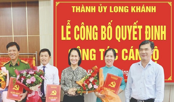 230929 Công bố Quyết định chuẩn y Ủy viên Ban Thường vụ Thành ủy.jpg