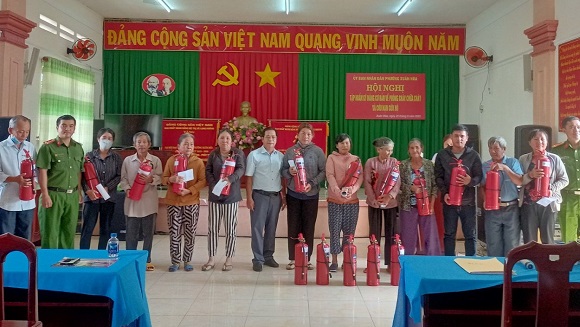 231002 Phường Xuân Hòa Tập huấn PCCC và CNCH (1).jpg