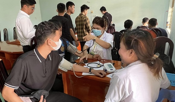 231002 Phường Xuân Lập khám sức khỏe NVQS 2.jpg