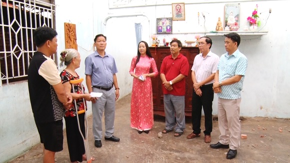 250425 DOAN DEN THAM GIA DINH ONG VO DINH MINH.jpg