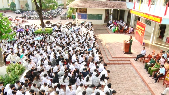 250428 TOAN CANH TREN CAO BUOI GIAO DUC TRUYEN THONG.jpg