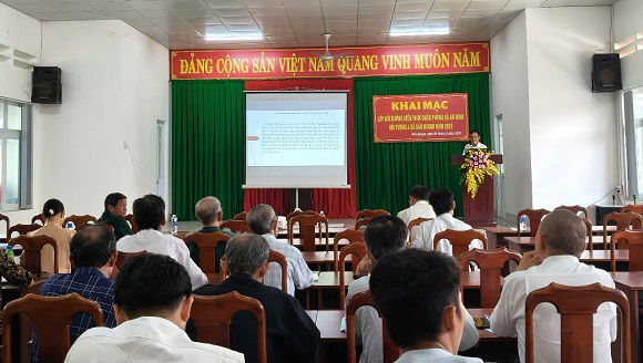 250506 Các học viên tham gia lớp học.jpg