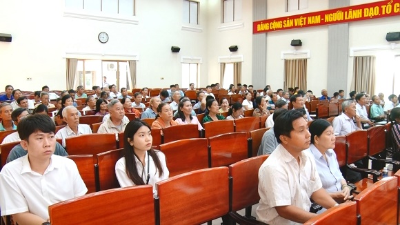 3. Hội thảo khoa học nghiên cứu, ứng dụng, chuyển giao và đôi mới công nghệ trong chăm sóc, bảo quản và chế biến sau thu hoạch đối với cây sầu riêng, chôm chôm 1.jpg