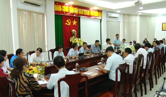 3B.  BAN CUONG CHE THU HOI DAT LAM VIEC TAI CONG TY CO PHAN SAN XUAT TMDV DONG NAI VE CUONG CHE THU HOI DAT THEO QUYET DINH UBND TINH (2)1.jpg