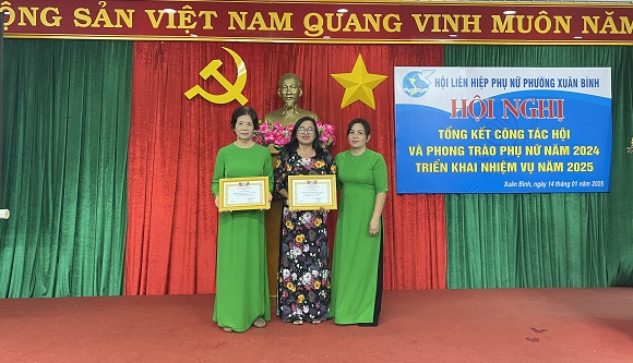 6. Xuân Bình - Hội nghị Tổng kết phong trào phụ nữ và công tác Hội  3.jpg