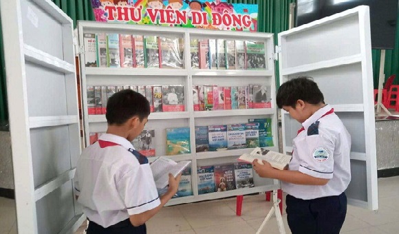 7. Liên đội trường THCS Xuân Tân triển khai mô hình  Thư viện di Động  (1).jpg