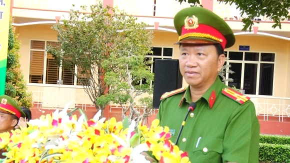 PHAT BIEU DONG CHI TRUONG CONG AN THANH PHO.jpg