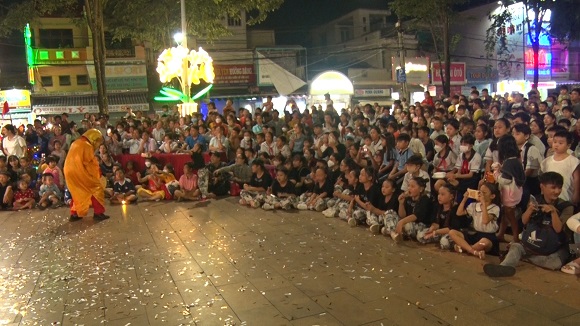 Đêm hội trăng rằm năm 2023 2.jpg